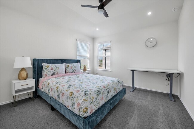 Building Photo - 12520 Anthology St