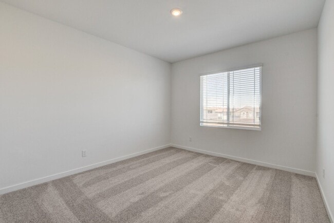Building Photo - NEW NEXT GEN 4 Bedroom, 2 Story Home in CADENCE!