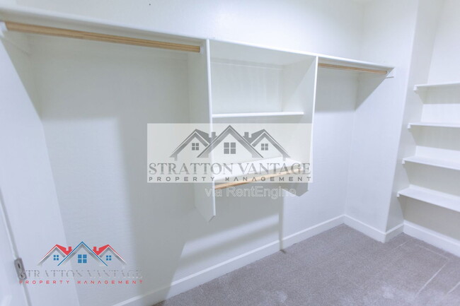 Building Photo - 1406 W Main St