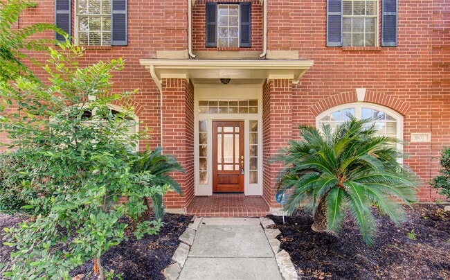 Building Photo - 1807 Garden Terrace Dr