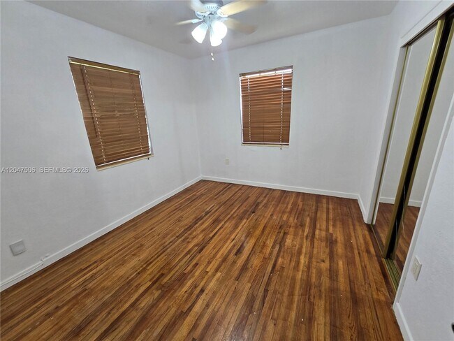 Building Photo - 14901 NW 9th Ct