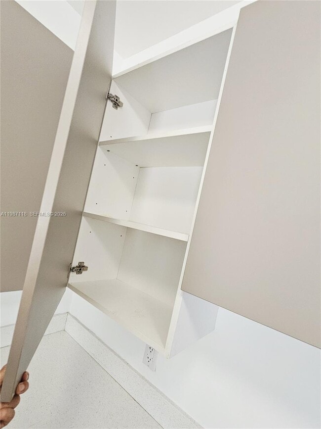 Building Photo - 127 NE 184th Terrace