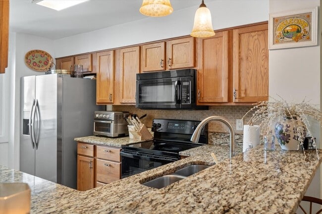 Building Photo - 4 W Mariners Cay Dr
