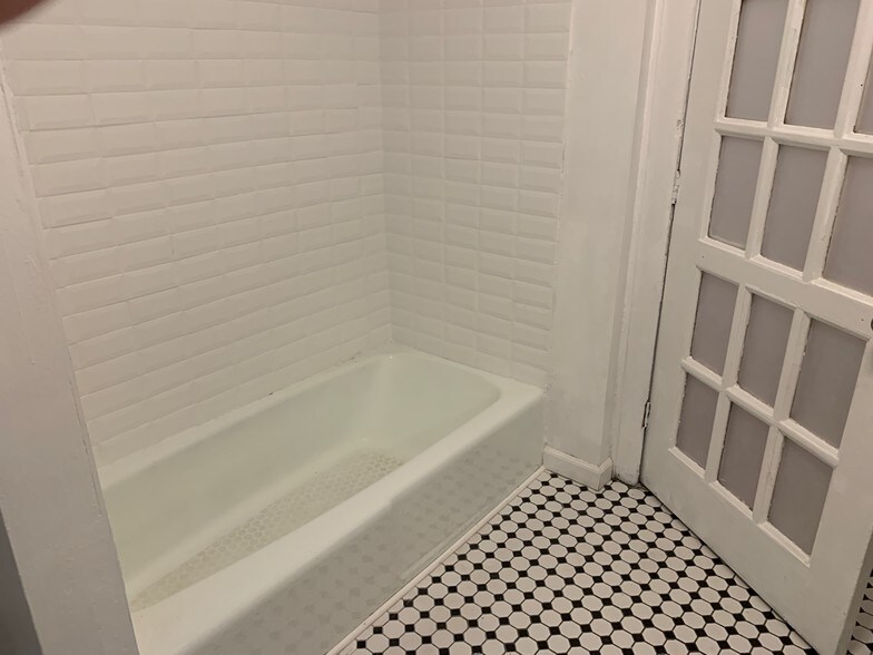 New Bathroom - 285 Dekalb Ave