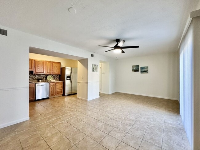 Building Photo - Updated & READY NOW!! A 3-Bedroom Great Neck Home! Excellent Schools! All Appliances Convey!