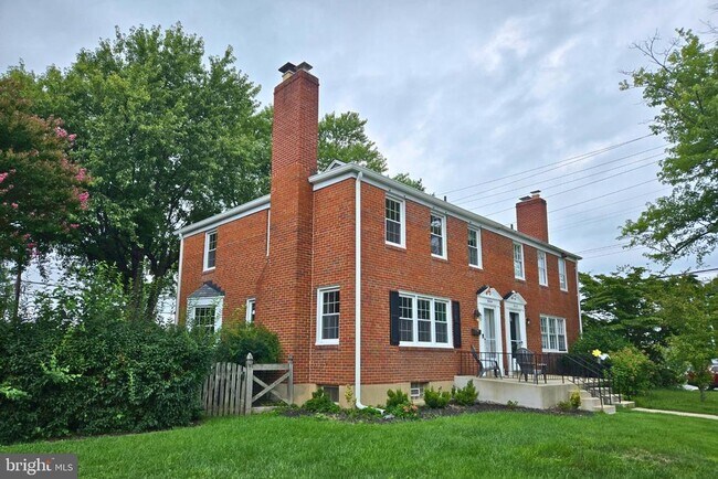 Building Photo - 8624 Drumwood Rd