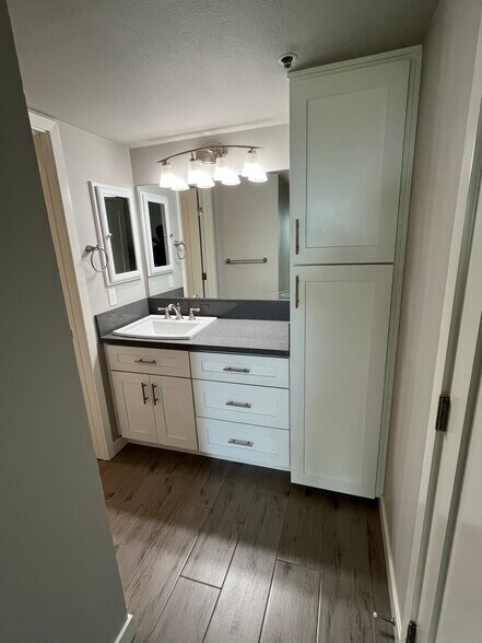 Building Photo - 159 Mangano Cir
