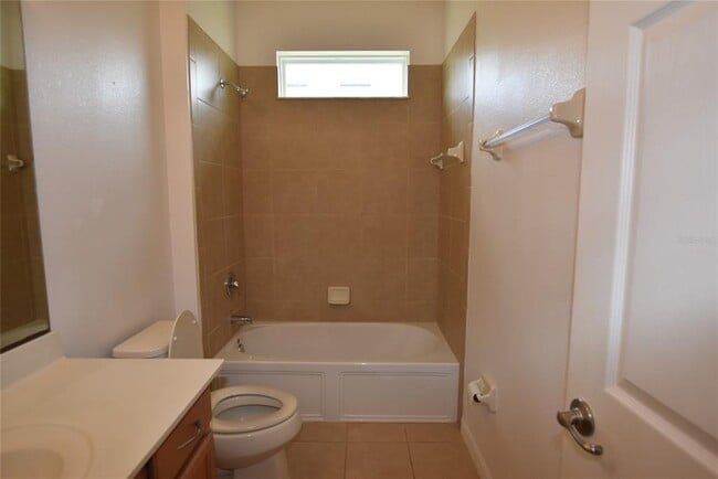 Building Photo - 1333 Merion Dr