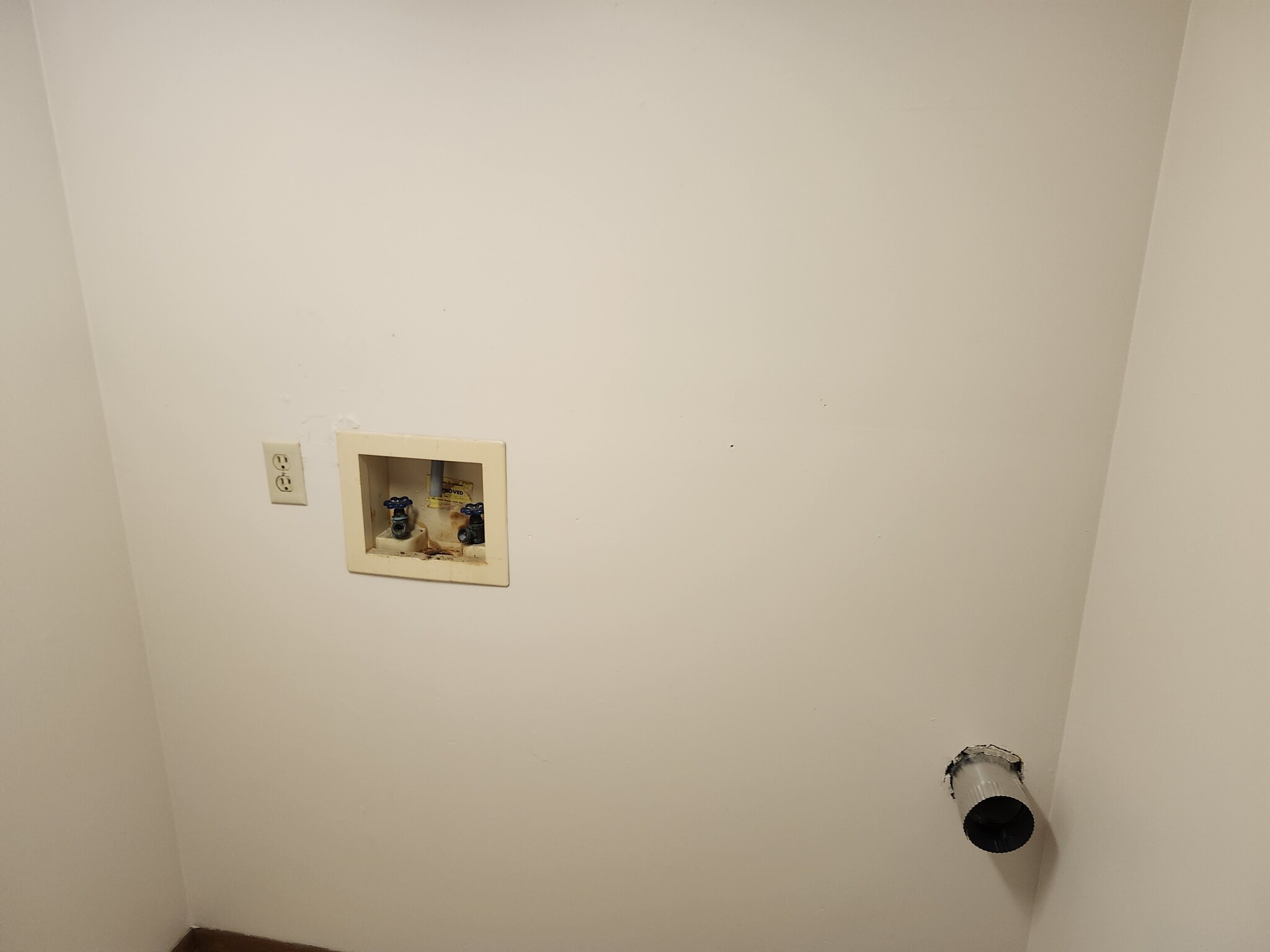 Building Photo - 130 Hartford Ct
