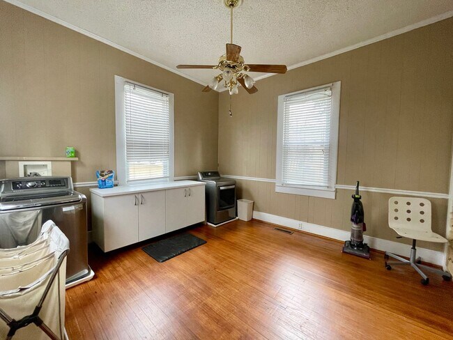 Building Photo - Olympia