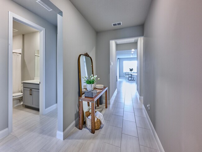 Building Photo - 8960 Dahlia Cir