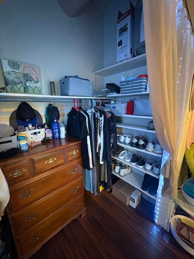 Building Photo - 509 Monroe Ave