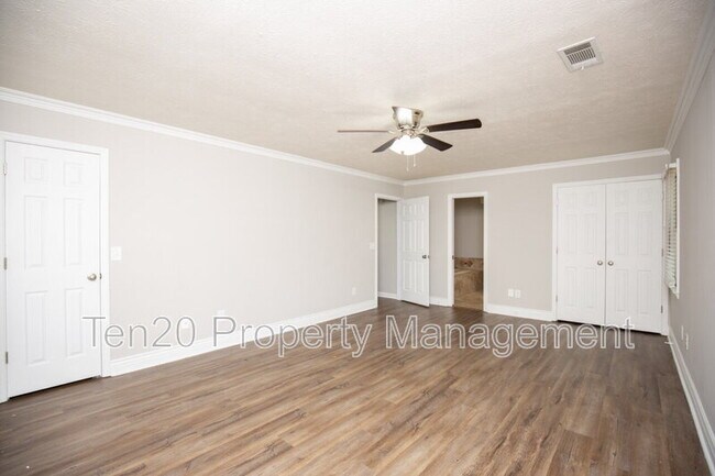 Building Photo - 6820 Panstone Dr