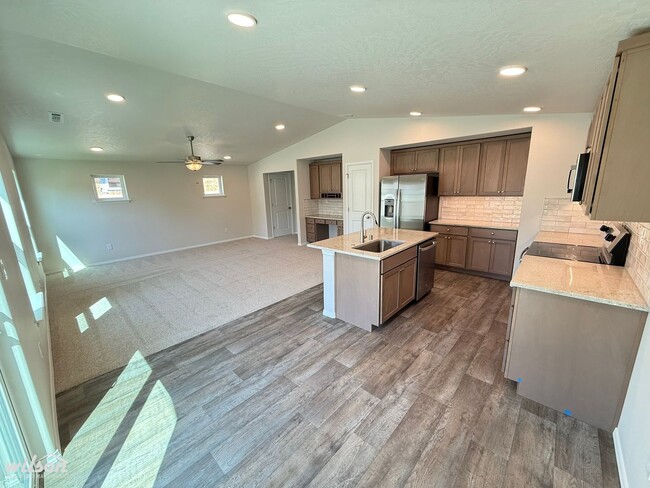 Building Photo - NEW Modern Townhouse with Two Car Garage i...