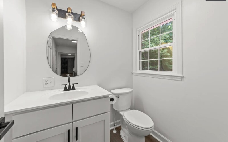 Building Photo - 3204 Manor Ridge Dr