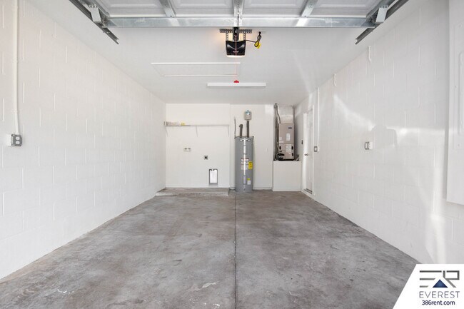 Building Photo - 6 Unison Ct