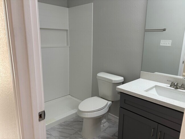 Building Photo - 3616 McDonell Ave