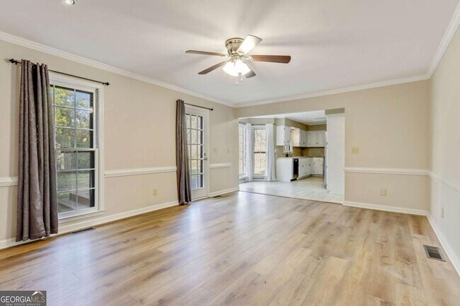 Building Photo - 4365 Burnleigh Chase NE