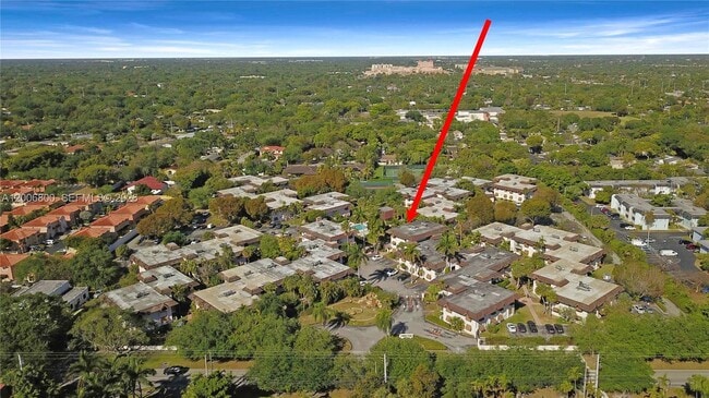 Building Photo - 9394 SW 77th Ave