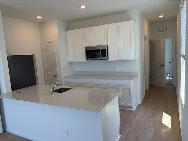 Building Photo - 4377 Vibernum Ave