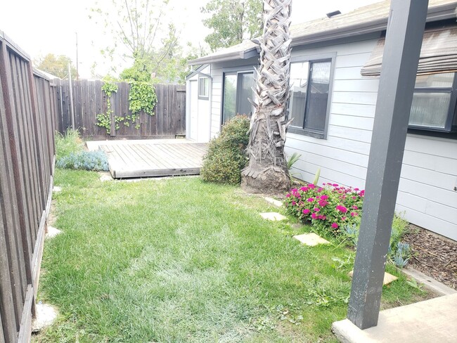 Building Photo - 4173 Mitzi Dr