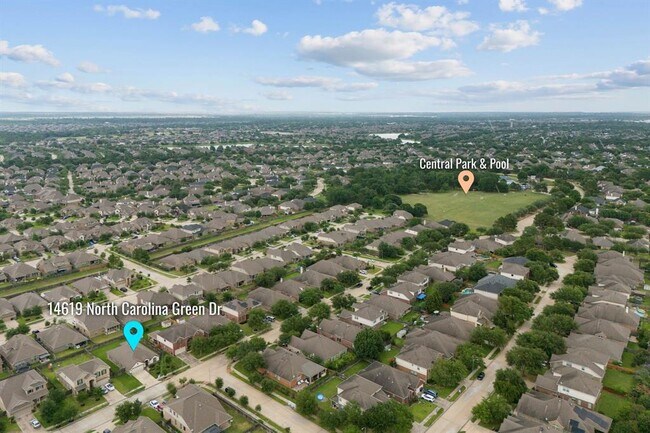 Building Photo - 14619 North Carolina Green Dr