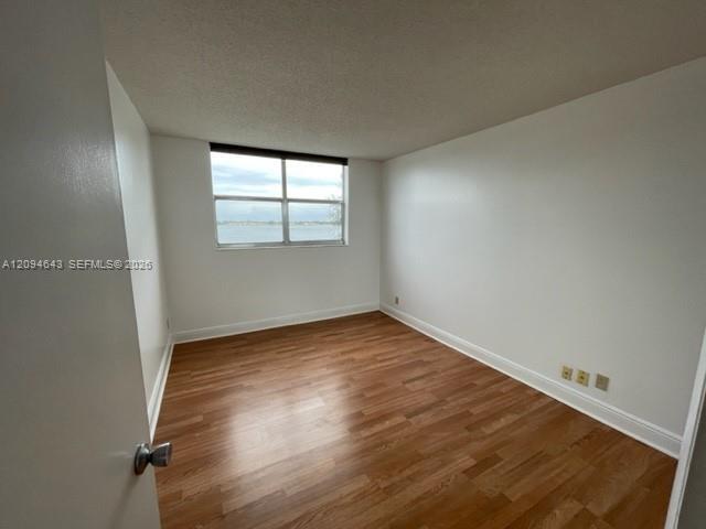 Building Photo - 470 Executive Center Dr