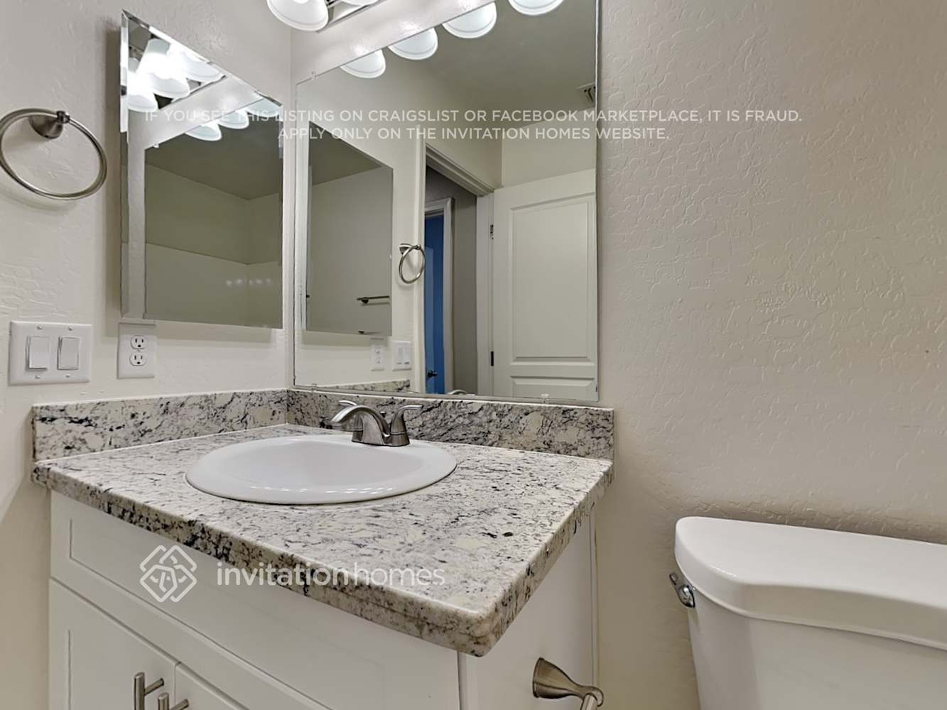 Building Photo - 3818 E Trigger Way