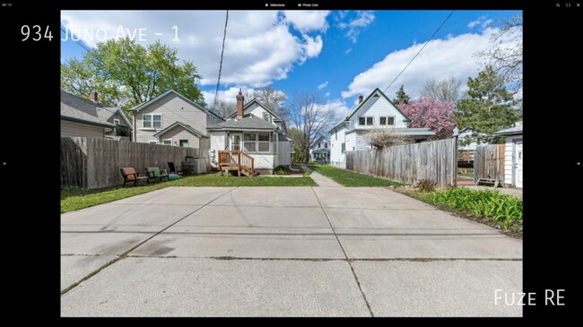 Building Photo - 934 Juno Ave