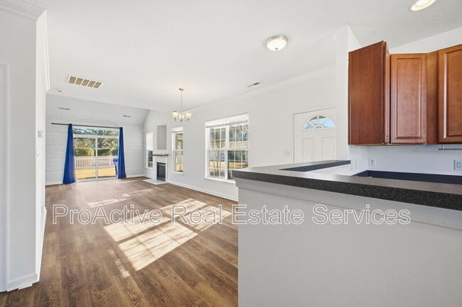 Building Photo - 2021 Livingston St