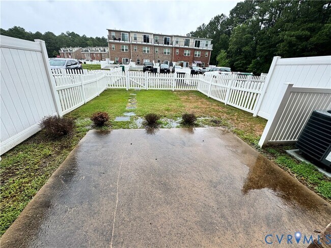 Building Photo - 4407 Glasgow Rd