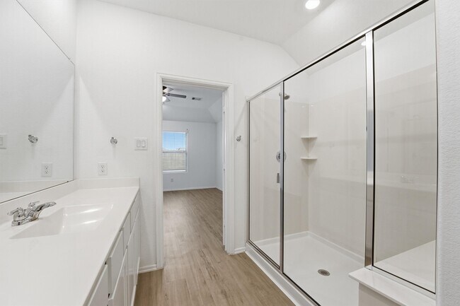 Building Photo - 14242 Walworth Crk Ct