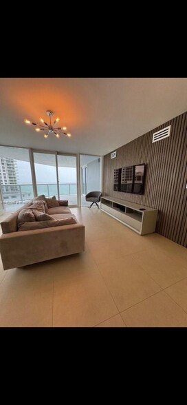 Building Photo - 6301 Collins Ave