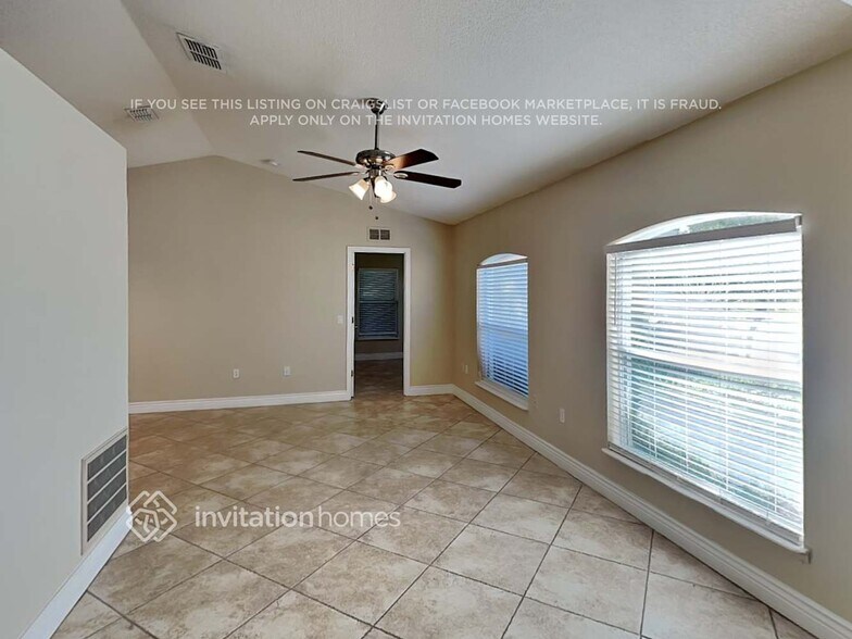Building Photo - 5274 Laval Dr