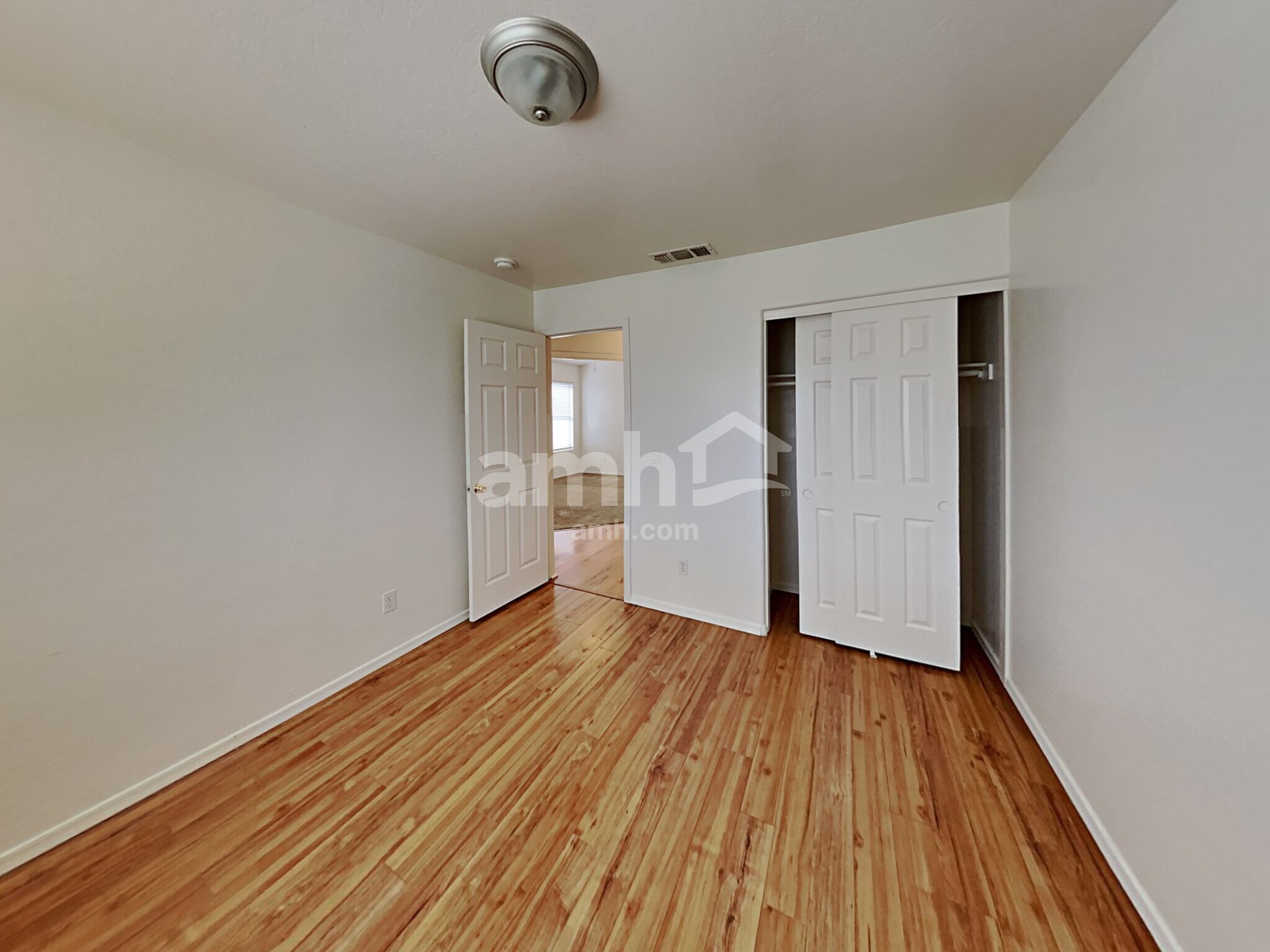 Building Photo - 9107 E Fairfield St