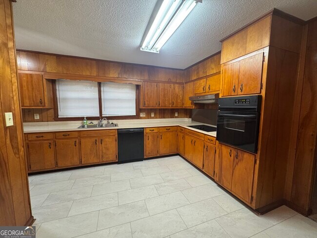 Building Photo - 17 Bunny Hop Trail