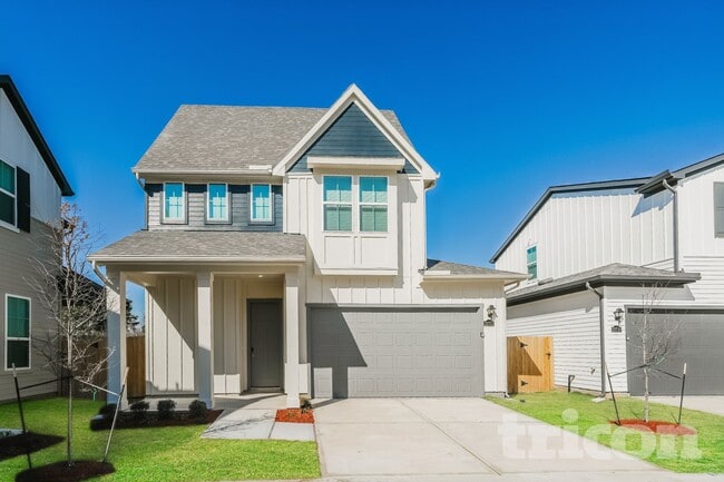 Building Photo - 22712 Terrazzo Dr