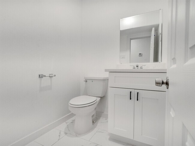 Building Photo - 6742 Madrid St