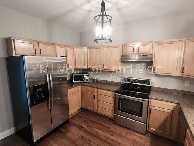 Building Photo - 50 Winterwind Dr