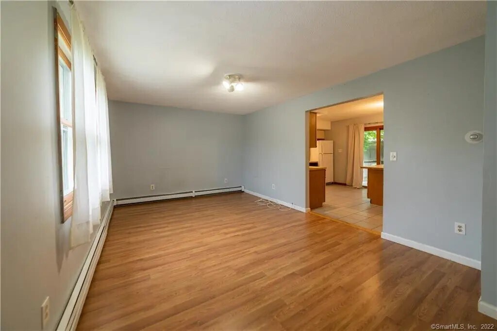 Building Photo - 6 Sunnyside Ave