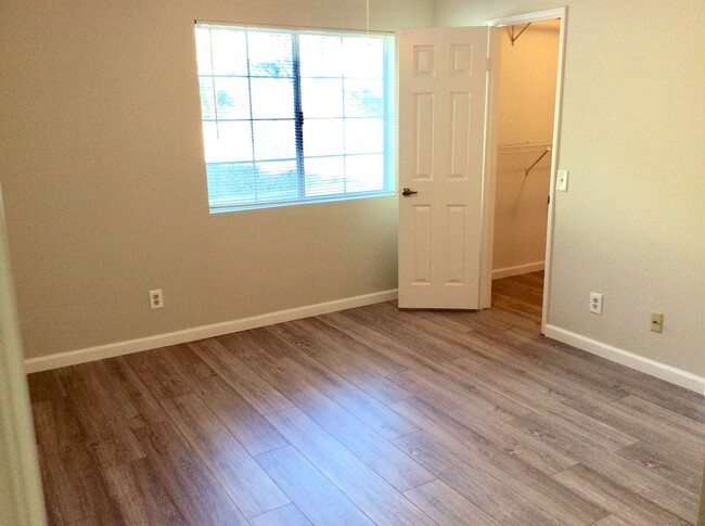 main bedroom - 2014 Costa Vista Way