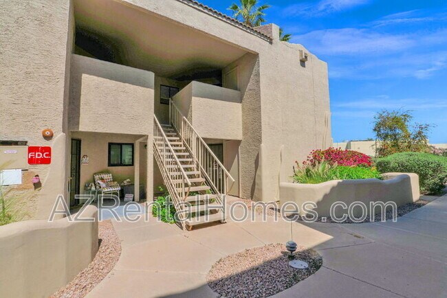 Building Photo - 8155 E Roosevelt St