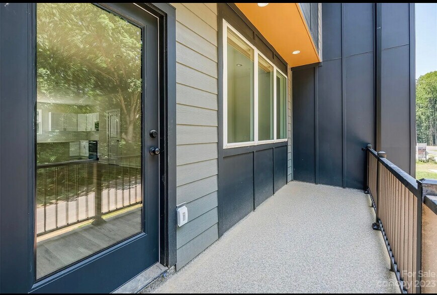 Building Photo - 2015 Mincey St