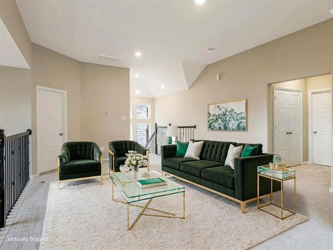 Building Photo - 7010 Lauren Oak Dr