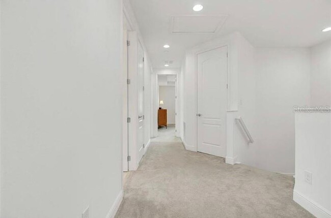 Building Photo - 14058 Swanley St