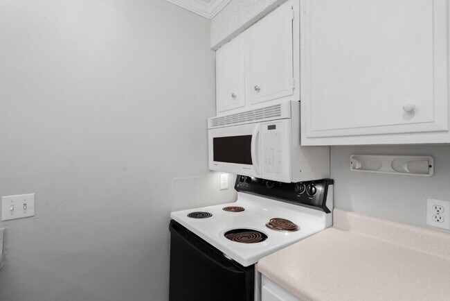 Building Photo - 4103 Speedway