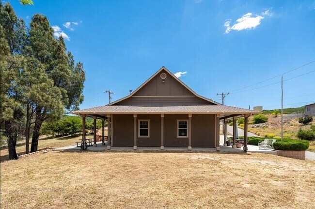 Building Photo - Furnished 4BR Mountain View Home with Garage