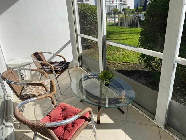 Building Photo - 700 Layne Blvd