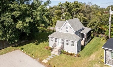 Building Photo - 190 Railroad Ave