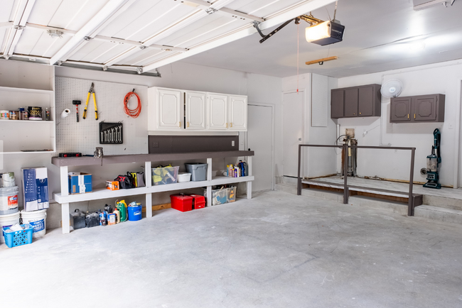 2 car garage with laundry hookups - 924 W Madison St